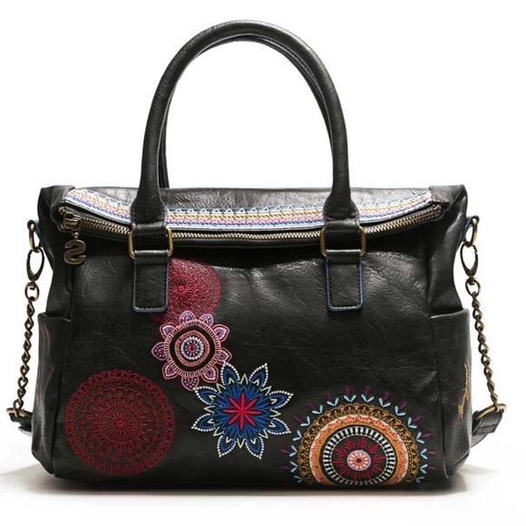Desigual Handbags - Desigual Chandy Bag Hand Worn Loverty Negro
